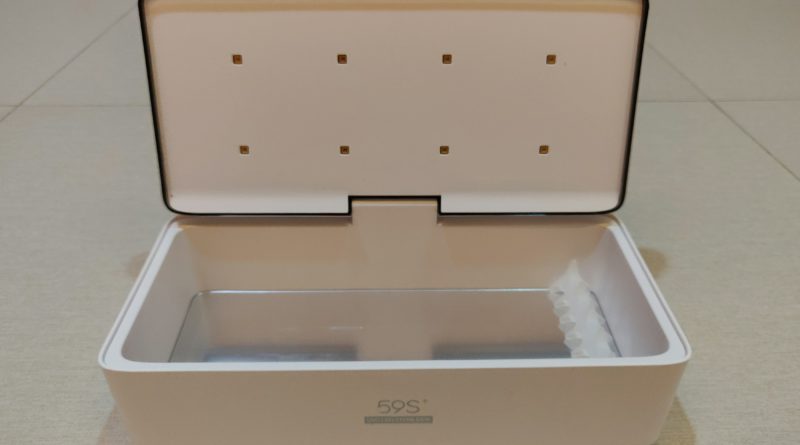 Beneath the lid are eight (8) 260-280nm LEDs.