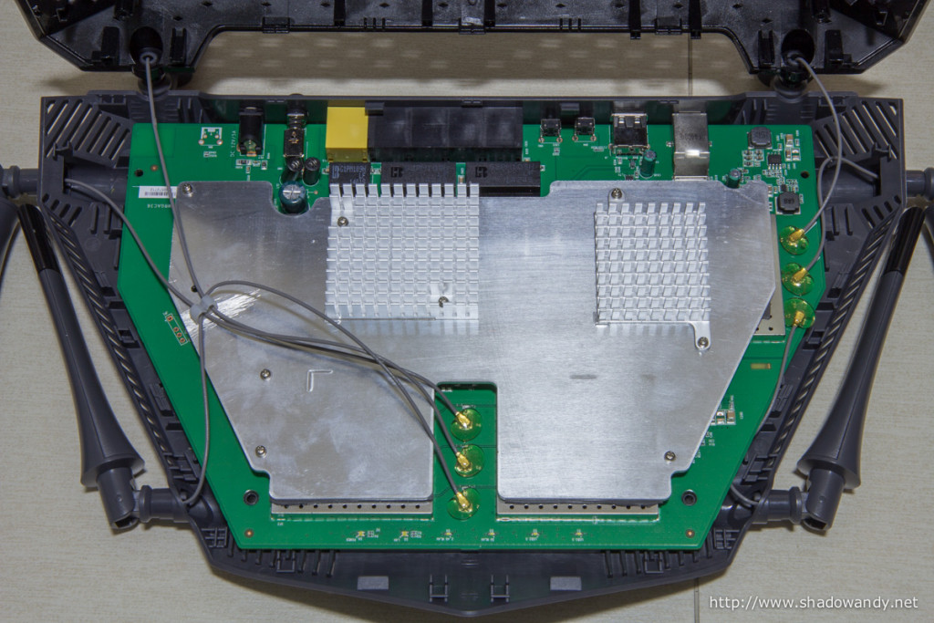 You will find a huge heat sink underneath the shell to dissipate the heat from the core components