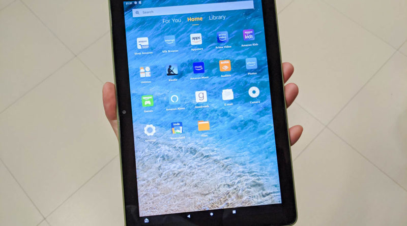 The size of the Amazon Fire HD 10 (2021) in my hand.