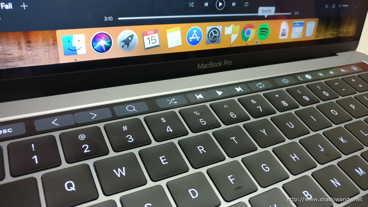 My First 13-inch MacBook Pro with Touch Bar - shadowandy ...