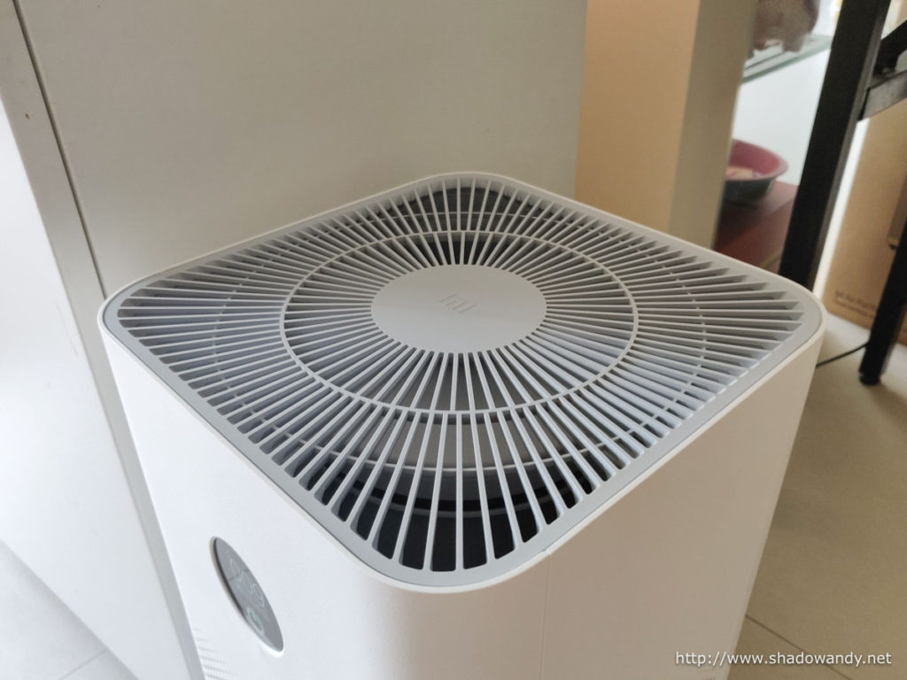 The top of the Xiaomi Air Purifier 3H.